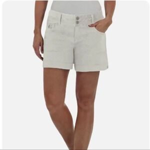 Dakota Blue Women's Short Mid Rise withh Pockets Flap with Button WHITE